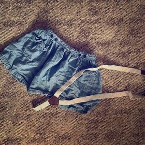 OshKosh B'gosh Bottoms - Osh kosh suspenders skirt OshKosh B'gosh Bottoms - Osh kosh suspenders skirt